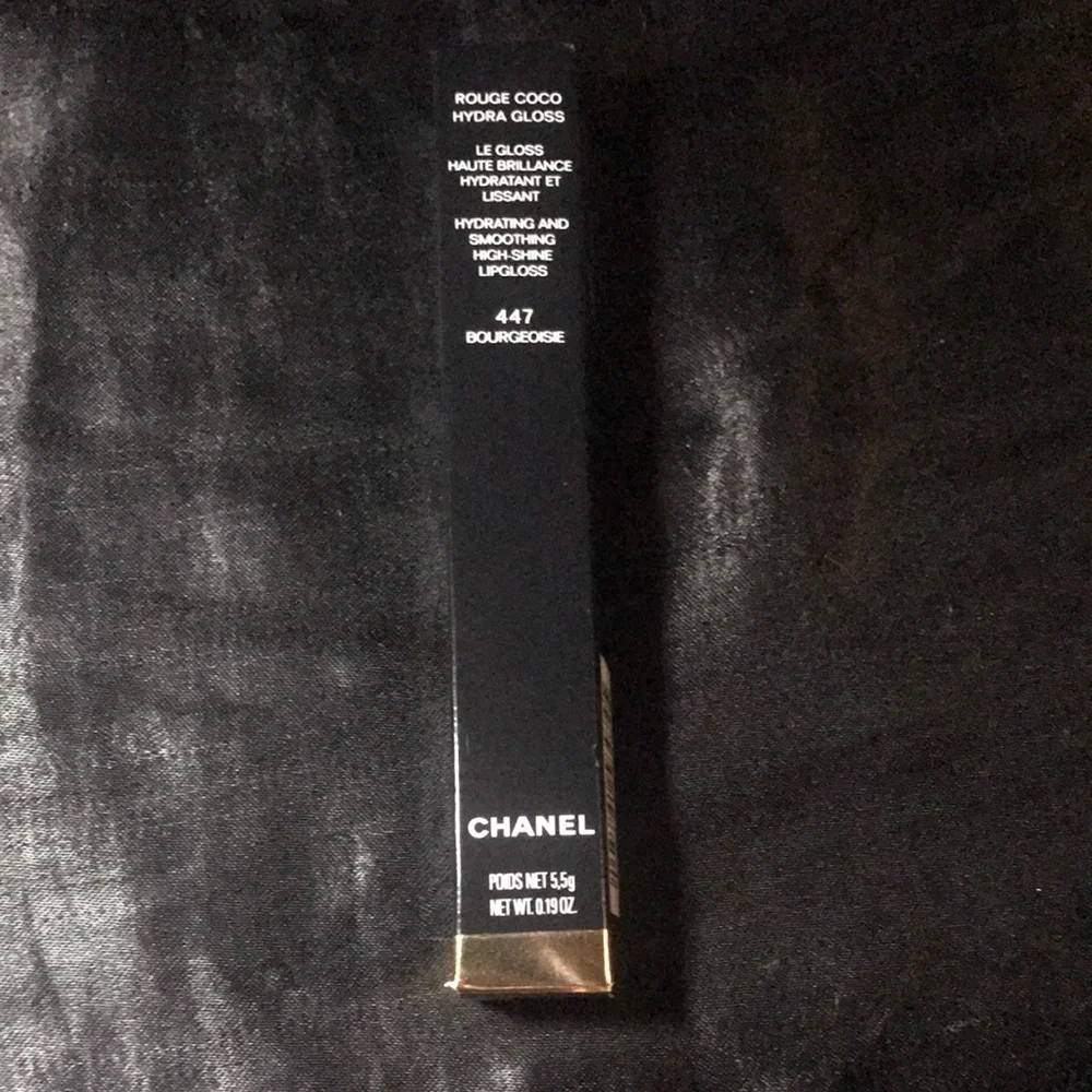CHANEL Rouge Coco Hydra Gloss 447 Bourgeoise